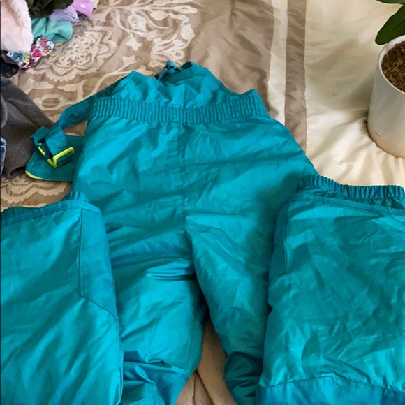 Snow overall - Picture 3 of 4